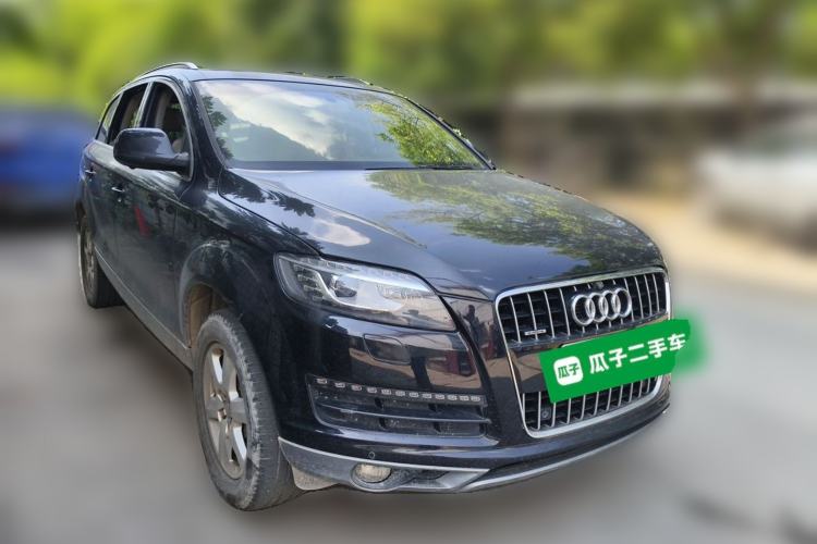 Used Audi Q7 2010 3.6 FSI quattro base version Front Right 45 Deg