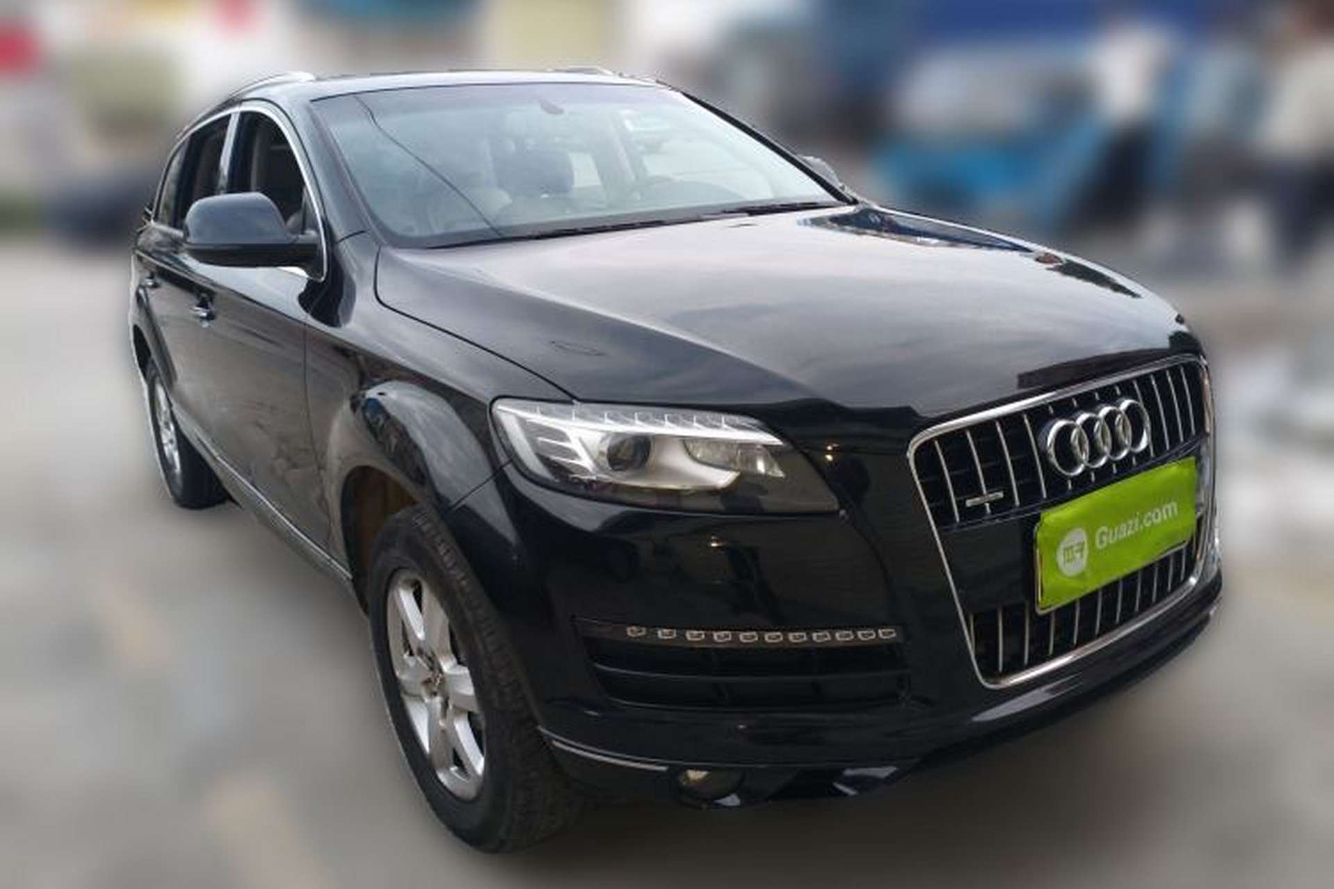 Used Audi Q7 2010 3.6 FSI quattro base version Front Right 45 Deg