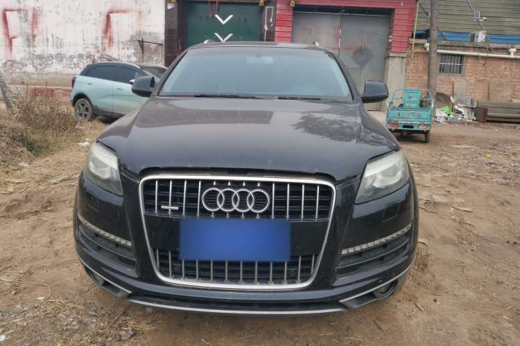 Used Audi Q7 2010 3.6 FSI quattro base version Front