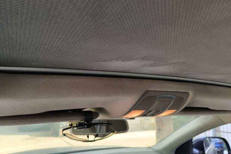 Used Audi Q7 2010 3.6 FSI quattro base version Headliner