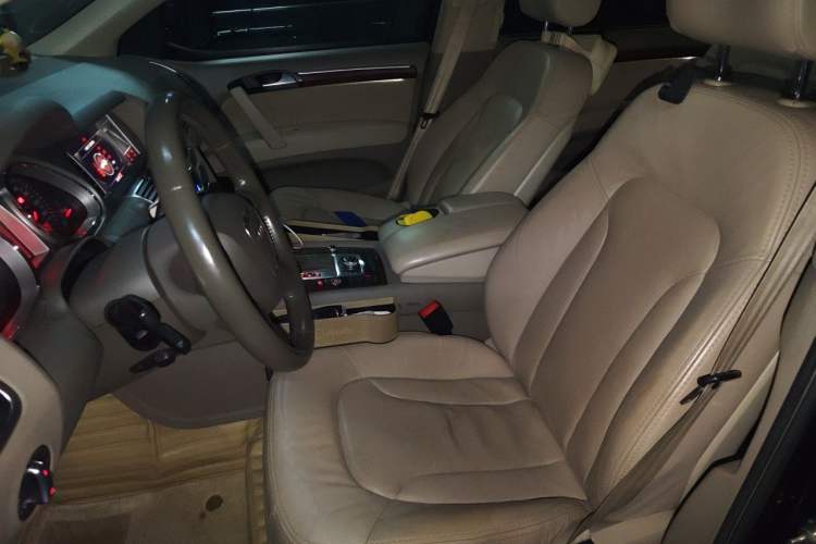 Used Audi Q7 2010 3.6 FSI quattro Comfort Edition Left Front Seat