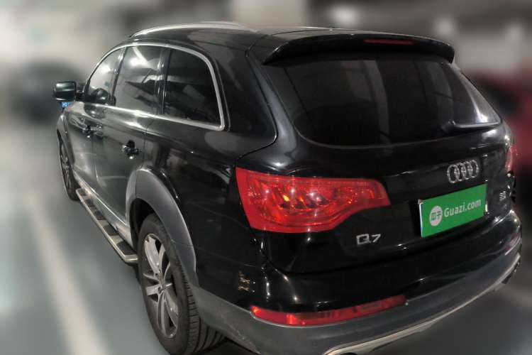 Used Audi Q7 2010 3.6 FSI Technology Sport Collector's Edition Rear Left 45 Deg