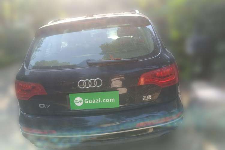 Used Audi Q7 2010 3.6 FSI quattro base version Rear