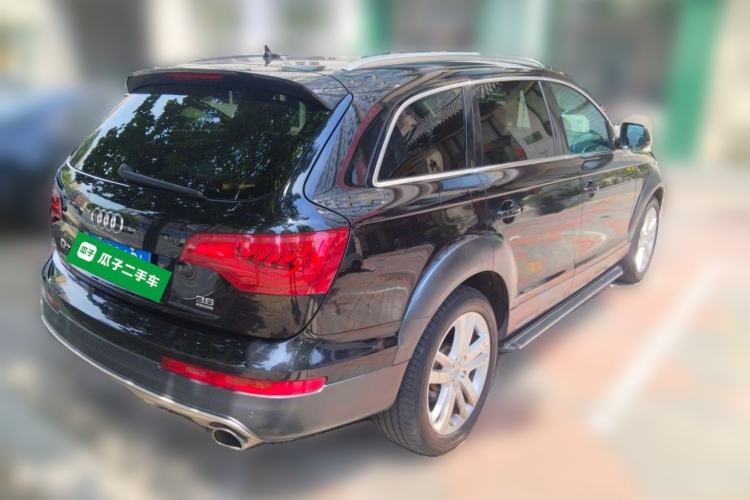 Used Audi Q7 2010 3.6 FSI Comfort Off-road Collector's Edition Rear Right 45 Deg