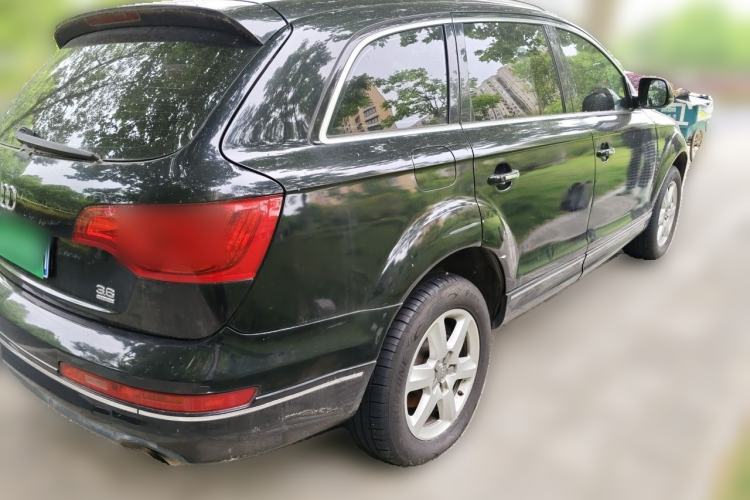 Used Audi Q7 2010 3.6 FSI quattro Technology model Rear Right 45 Deg