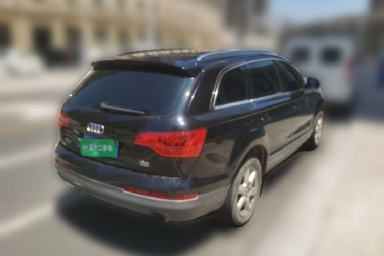 Used Audi Q7 2010 3.6 FSI Technology Off-Road Collector's Edition Rear Right 45 Deg