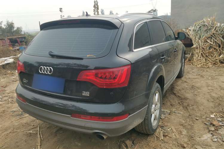 Used Audi Q7 2010 3.6 FSI quattro base version Rear Right 45 Deg