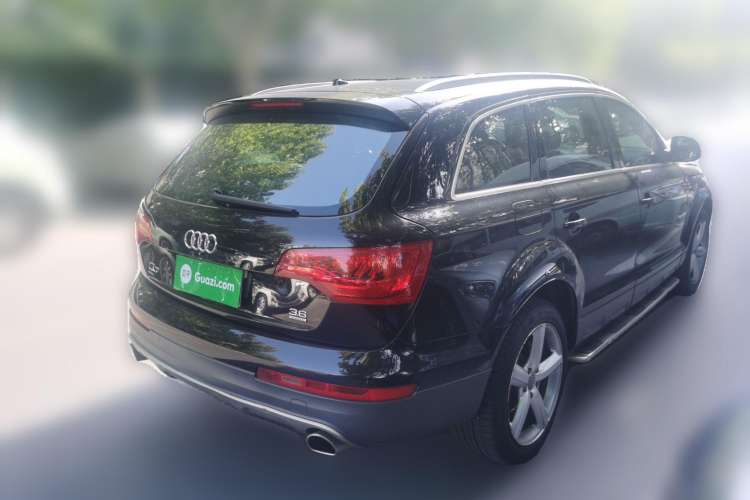 Used Audi Q7 2010 3.6 FSI quattro Luxury Model Rear Right 45 Deg
