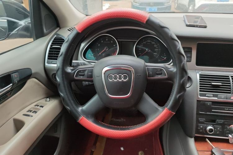 Used Audi Q7 2010 3.6 FSI quattro base version Steering Wheel