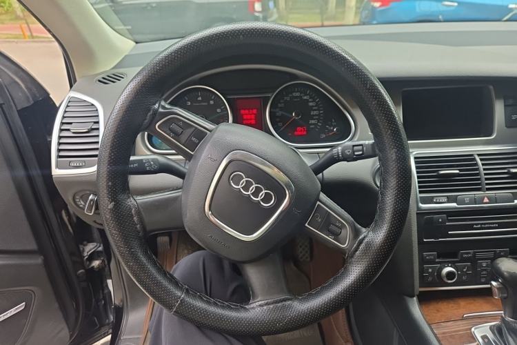 Used Audi Q7 2010 3.6 FSI quattro Comfort Edition Steering Wheel