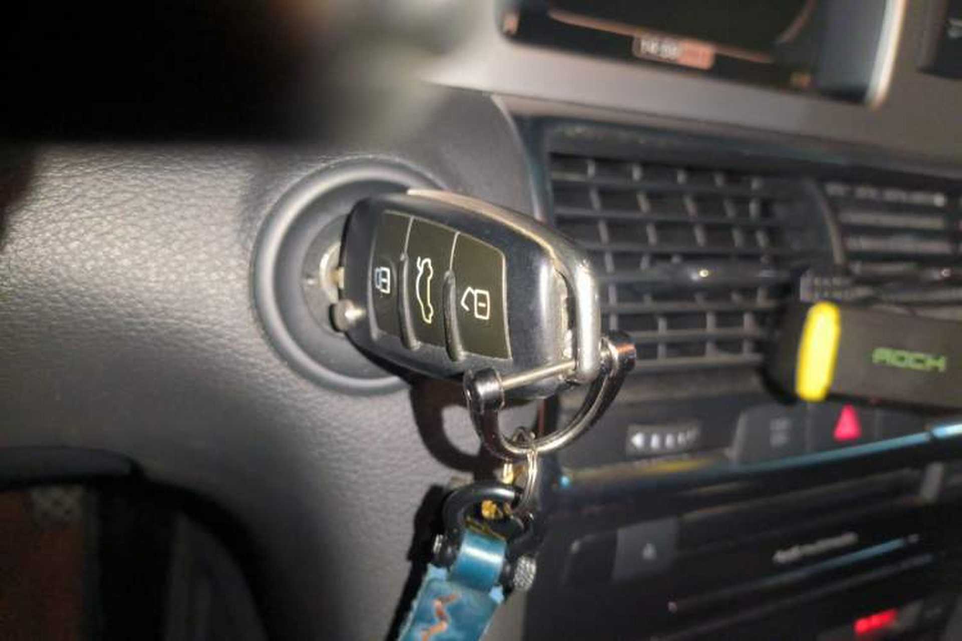 Used Audi Q7 2010 3.6 FSI Technology Sport Collector's Edition Vehicle Key