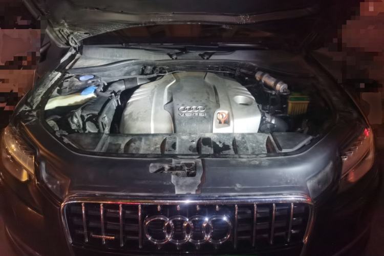 Used Audi Q7 2010 3.0 TDI quattro Prestige Edition Engine Bay
