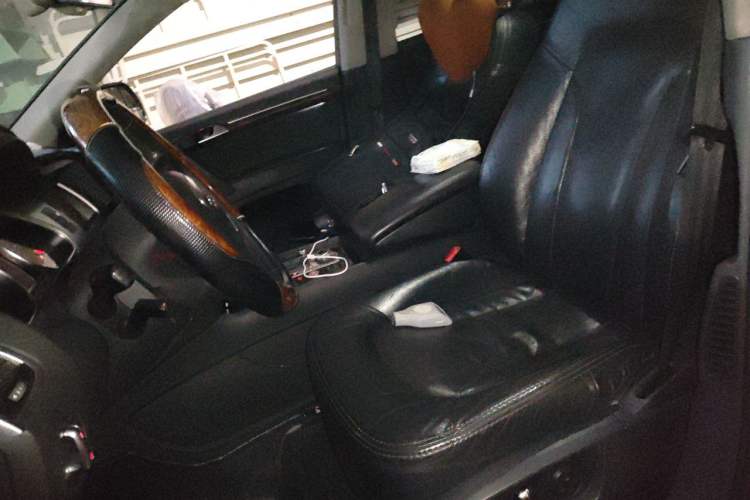 Used Audi Q7 2010 3.6 FSI quattro base version Left Front Seat