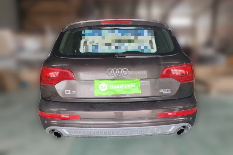 Used Audi Q7  Rear