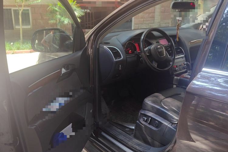 Used Audi Q7 2010 3.0 TDI quattro Prestige Edition Driver Seat