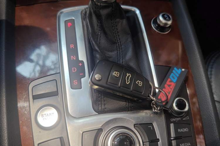 Used Audi Q7 2010 3.0 TDI quattro Prestige Edition Vehicle Key