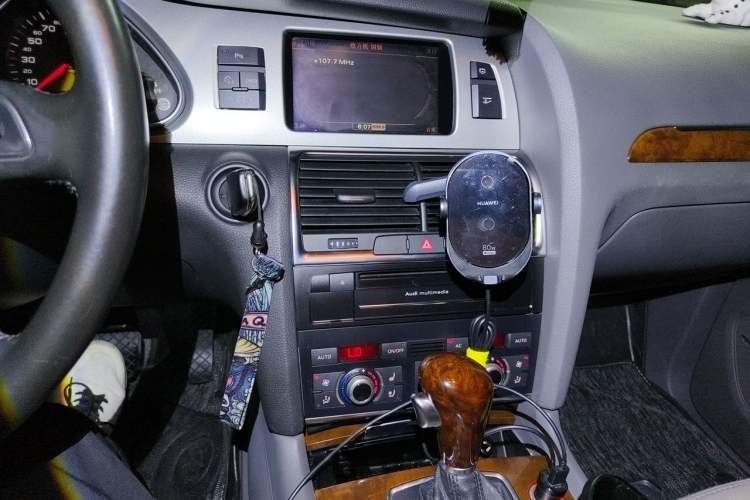 Used Audi Q7 2011 3.0 TFSI Comfort (200kW) Audio And AC Panel