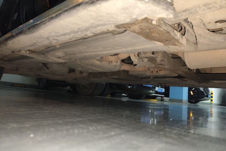 Used Audi Q7  Chassis Front Right