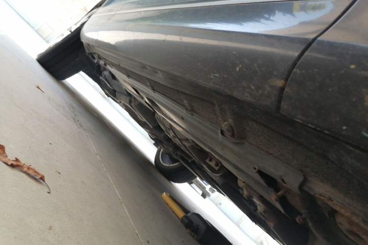 Used Audi Q7  Chassis Front Right