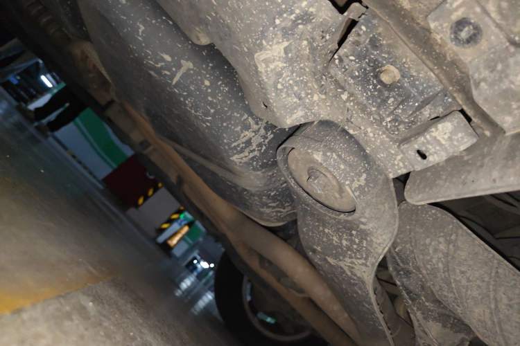 Used Audi Q7 2011 3.0 TFSI Ambition (200kW) Chassis Rear Left