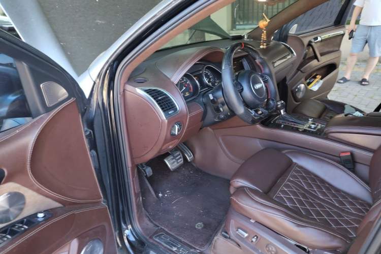 Used Audi Q7 2011 3.0 TFSI Comfort (200kW) Driver Seat