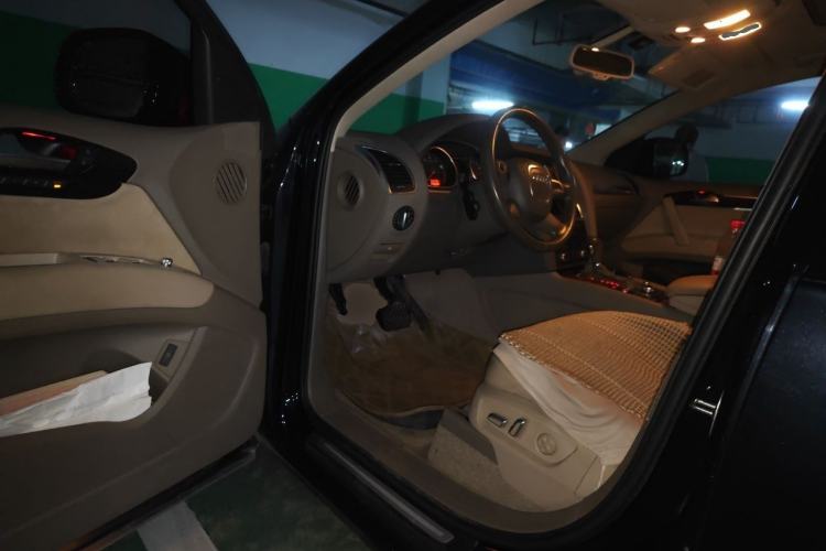 Used Audi Q7 2011 3.0 TFSI Ambition (200kW) Driver Seat