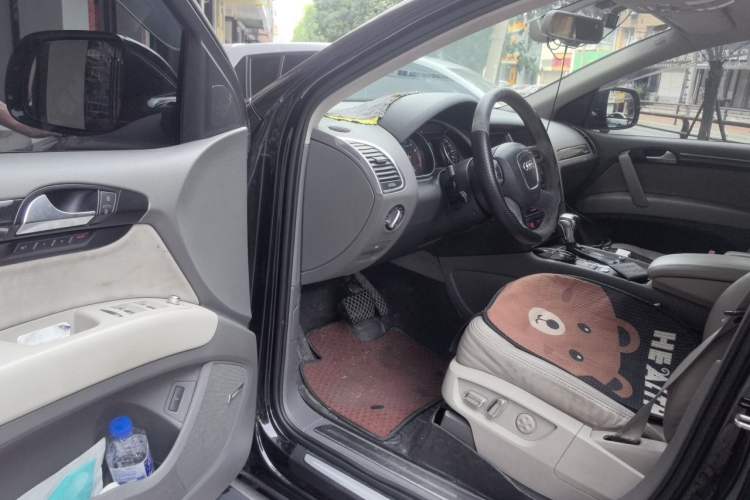 Used Audi Q7 2011 3.0 TFSI Technology (200kW) Driver Seat