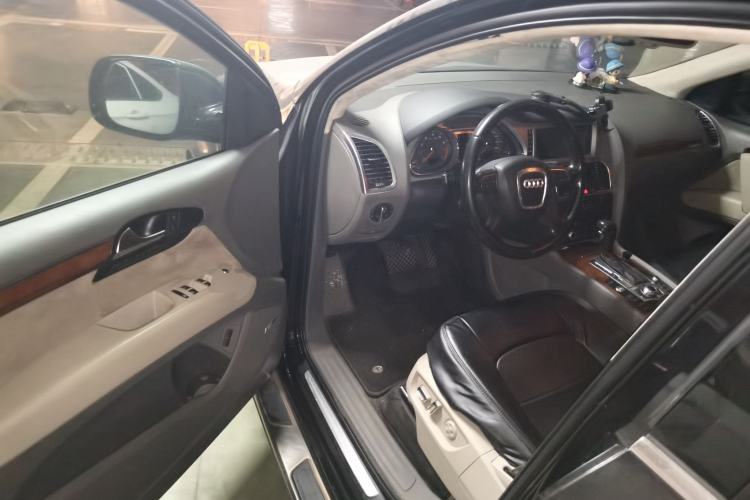 Used Audi Q7 2011 3.0 TFSI Technology (200kW) Driver Seat