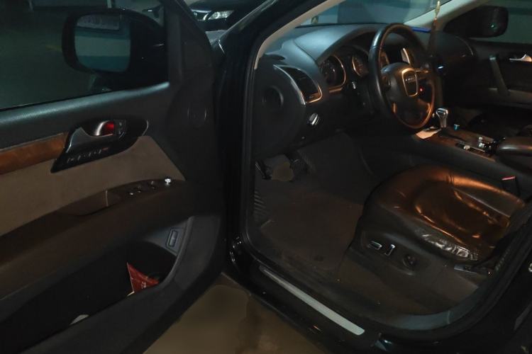 Used Audi Q7 2011 3.0 TFSI Ambition (200kW) Driver Seat