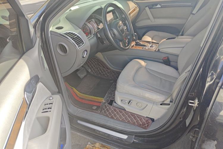 Used Audi Q7 2011 3.0 TFSI Ambition (200kW) Driver Seat
