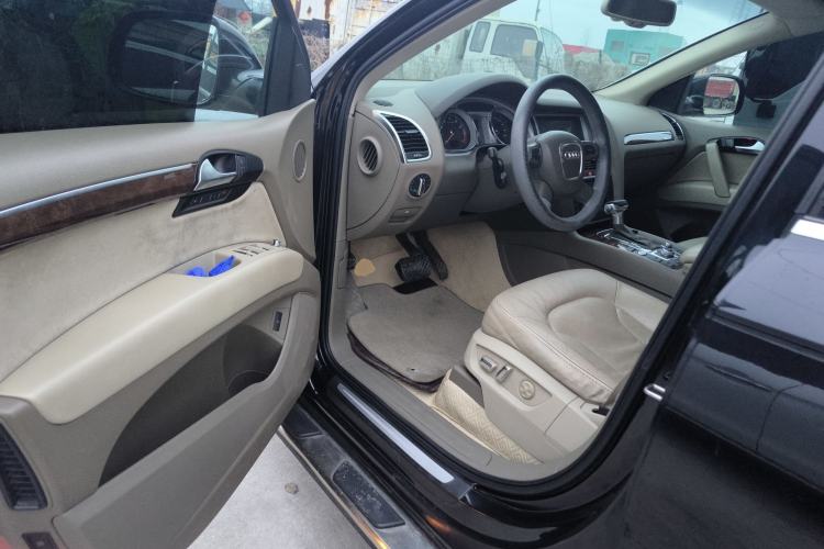 Used Audi Q7 2011 3.0 TFSI Ambition (200kW) Driver Seat