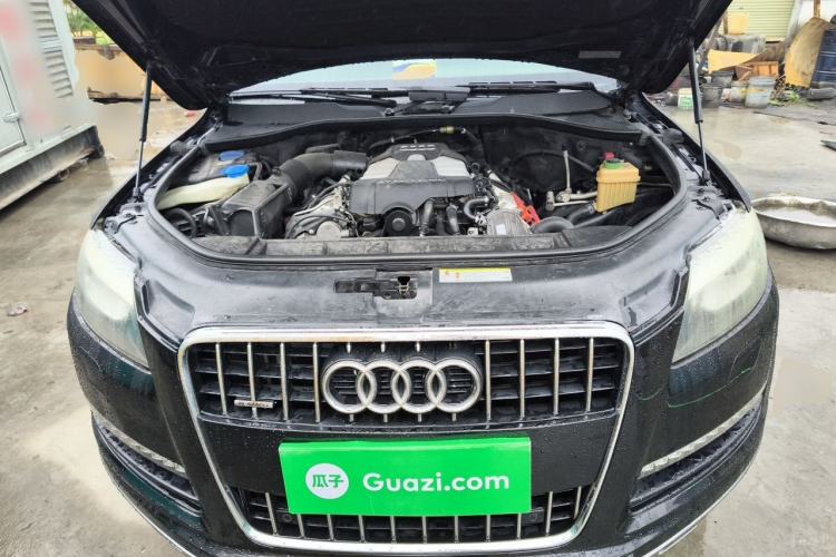 Used Audi Q7 2011 3.0 TFSI Ambition (200kW) Engine Bay