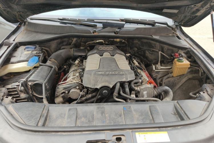 Used Audi Q7 2011 3.0 TFSI Ambition (200kW) Engine Bay
