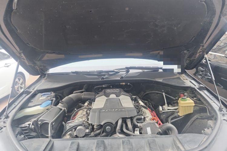 Used Audi Q7 2011 3.0 TFSI Ambition (200kW) Engine Bay