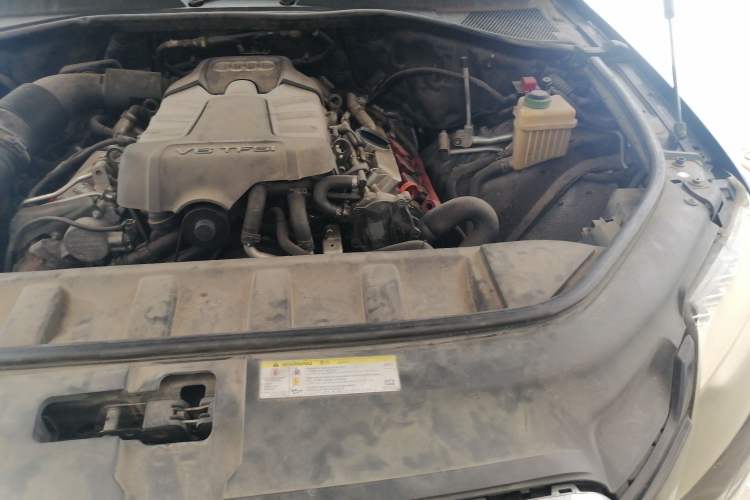 Used Audi Q7  Engine Bay Left