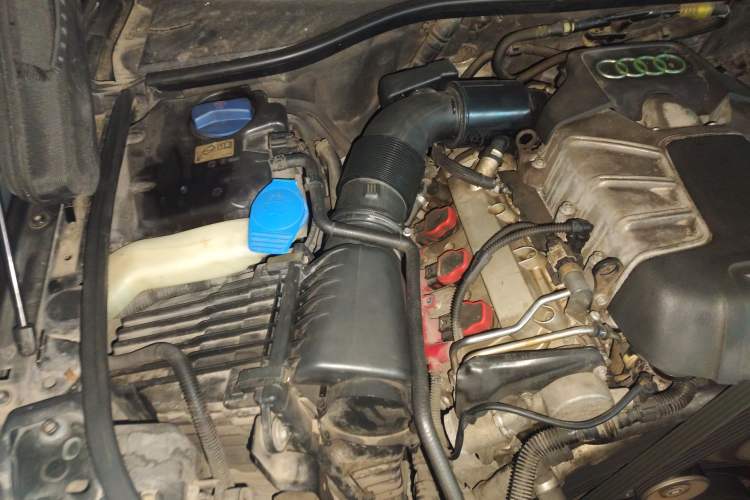 Used Audi Q7  Engine Bay Right