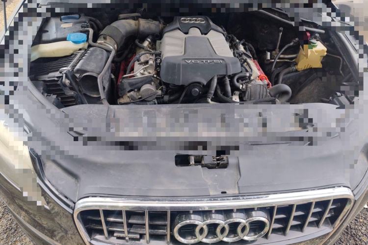 Used Audi Q7 2011 3.0 TFSI Ambition (200kW) Engine Bay