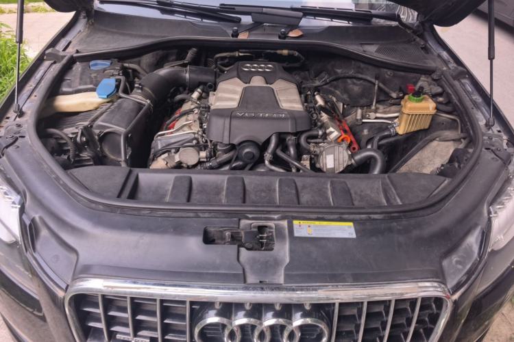 Used Audi Q7 2011 3.0 TFSI Ambition (200kW) Engine Bay