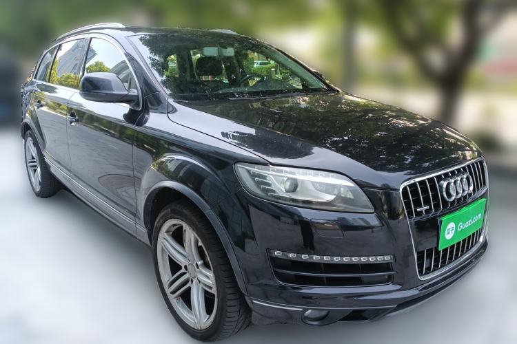 Used Audi Q7 2011 3.0 TFSI Comfort (200kW) Front Right 45 Deg