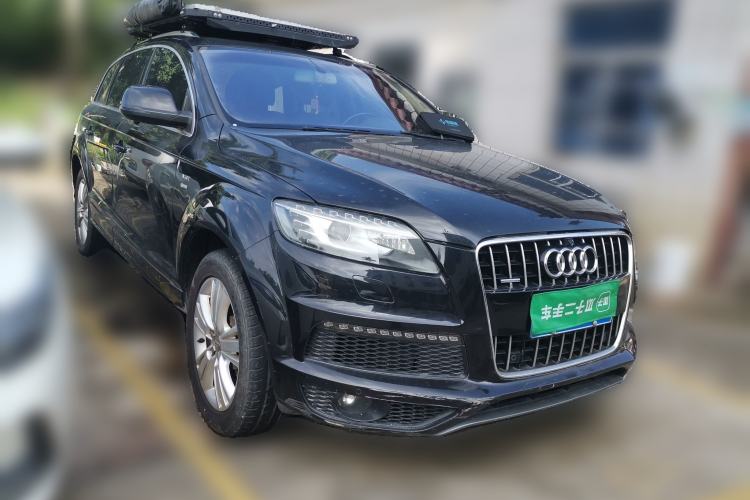 Used Audi Q7 2011 3.0 TFSI Comfort Model (245kW) Front Right 45 Deg