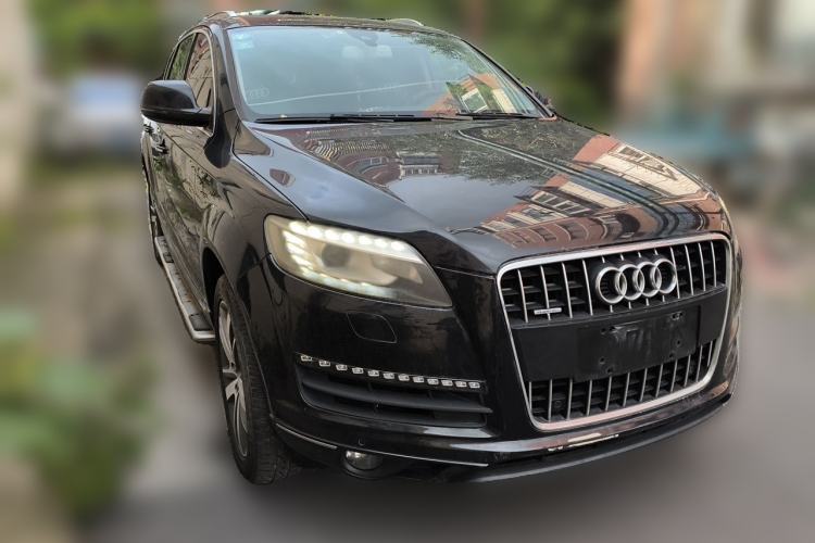 Used Audi Q7 2011 3.0 TFSI Technology (200kW) Front Right 45 Deg