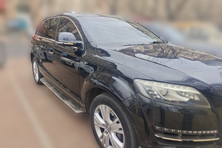 Used Audi Q7 2011 3.0 TFSI Ambition (200kW) Front Right 45 Deg