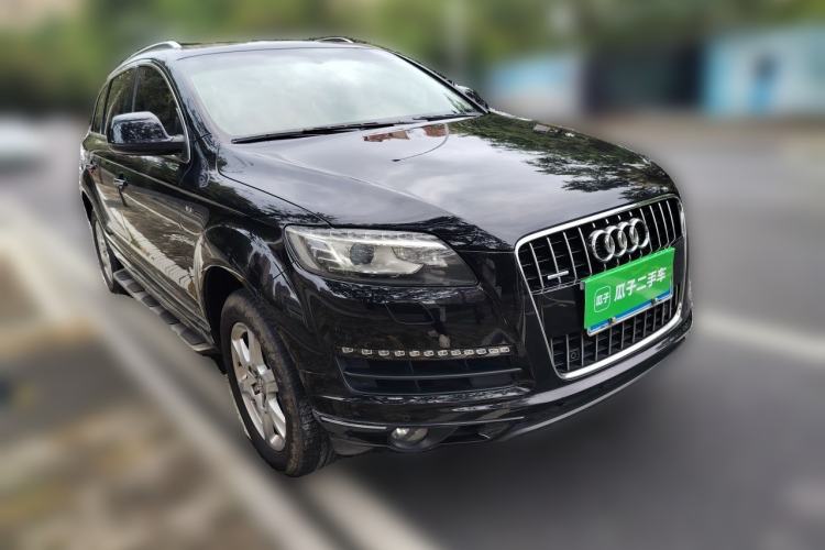 Used Audi Q7 2011 3.0 TFSI Technology Model (245kW) Front Right 45 Deg