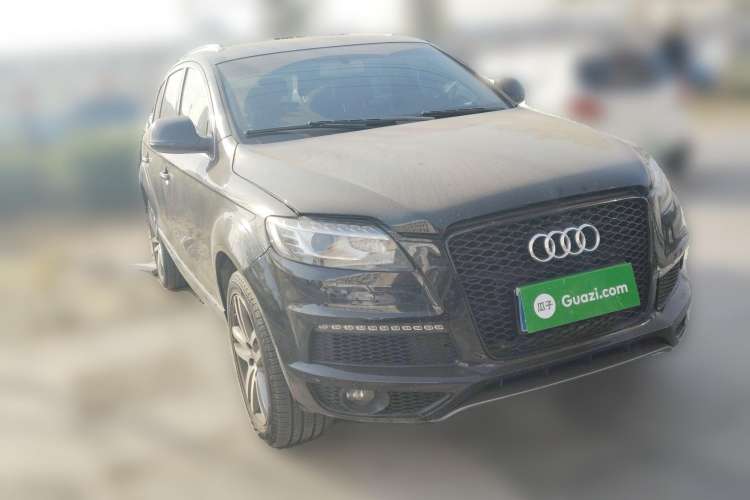 Used Audi Q7 2011 3.0 TFSI Technology Model (245kW) Front Right 45 Deg