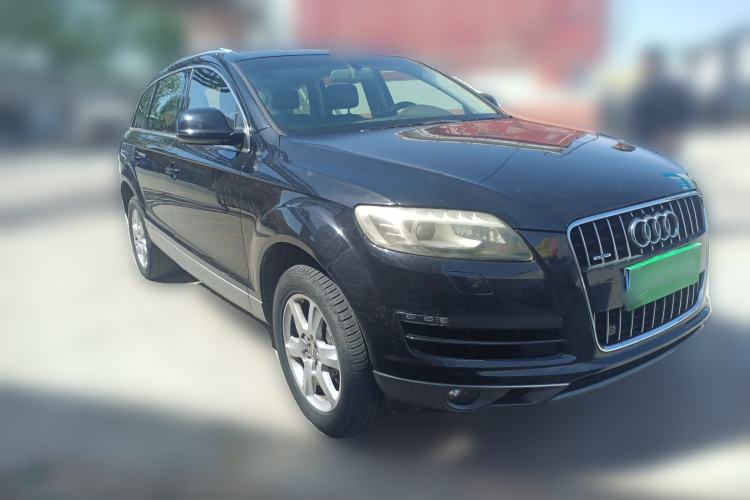 Used Audi Q7 2011 3.0 TFSI Ambition (200kW) Front Right 45 Deg