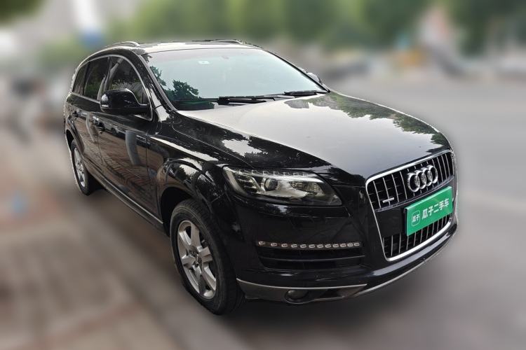 Used Audi Q7 2011 3.0 TFSI Ambition (200kW) Front Right 45 Deg