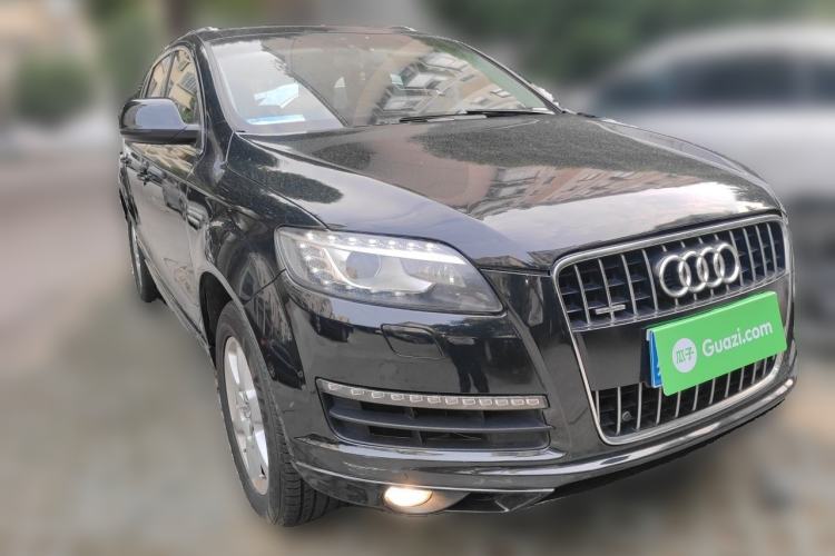 Used Audi Q7 2011 3.0 TFSI Technology Model (245kW) Front Right 45 Deg