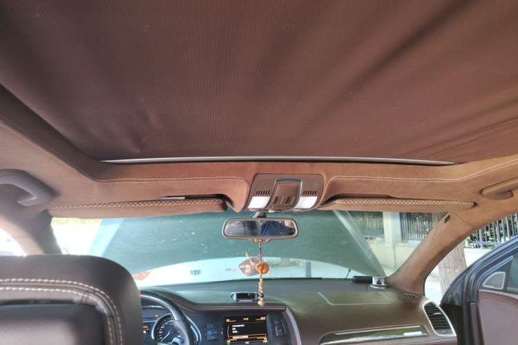 Used Audi Q7 2011 3.0 TFSI Comfort (200kW) Headliner