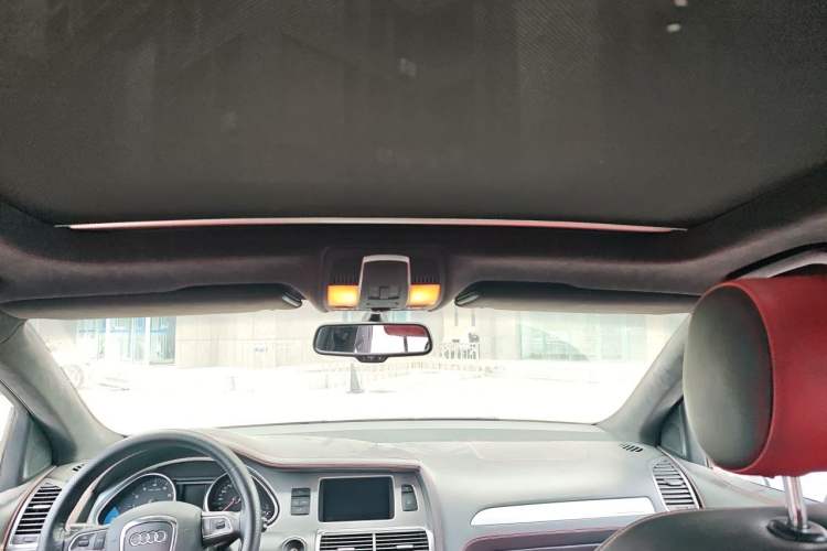Used Audi Q7 2011 3.0 TFSI Comfort (200kW) Headliner