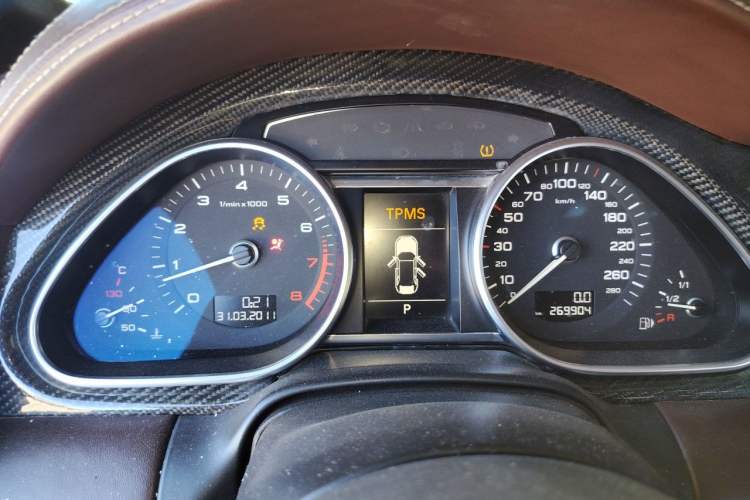 Used Audi Q7 2011 3.0 TFSI Comfort (200kW) Instrument Cluster